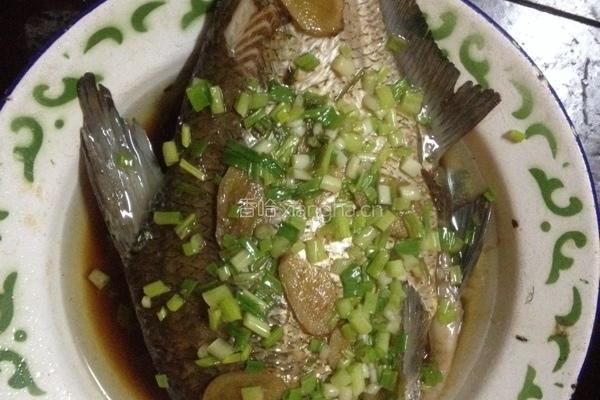 清蒸油泼边鱼的做法图解6
