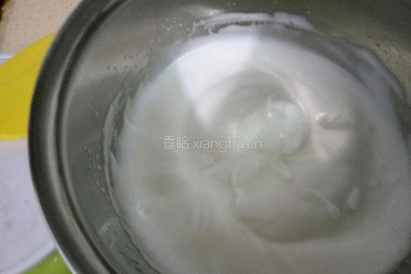 戚风蛋糕的做法图解4