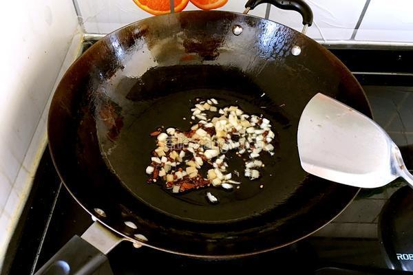 干煸四季豆的做法图解5
