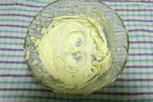 装饰酸奶纸杯蛋糕的做法图解14