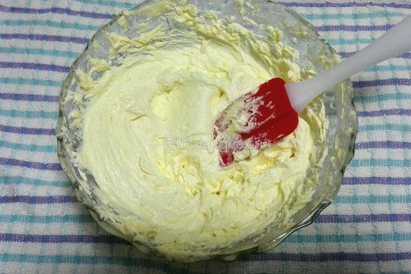 装饰酸奶纸杯蛋糕的做法图解15