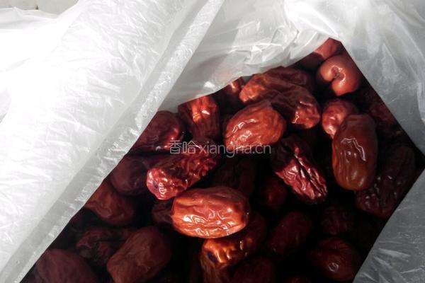 大枣葡萄腊八粥的做法图解3