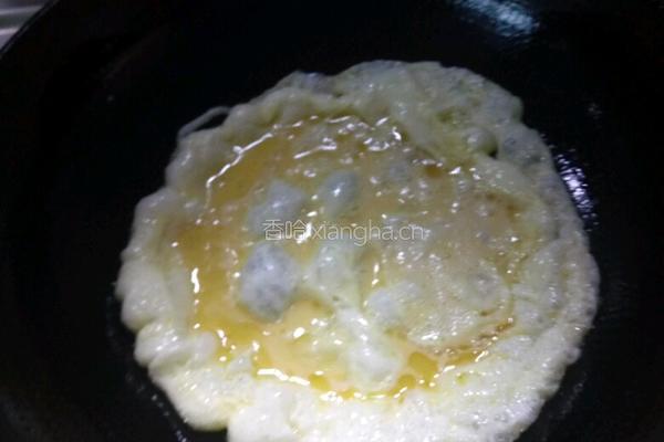 黄瓜片炒蛋的做法图解3