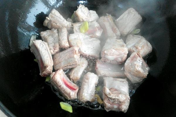 蒜蓉辣酱烧排骨的做法图解5
