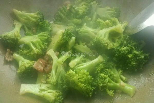 清炒西兰花的做法图解8