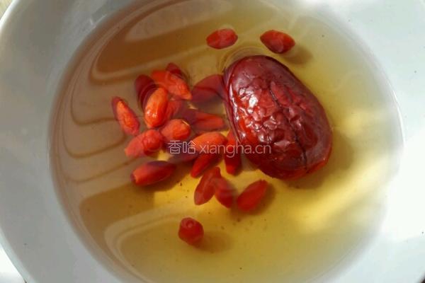 酒酿红糖鸡蛋的做法图解2