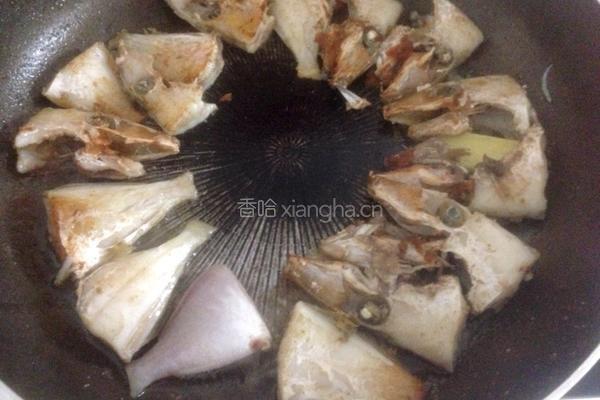 剥皮鱼粥的做法图解5