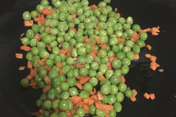 清炒豌豆玉米仁的做法图解6