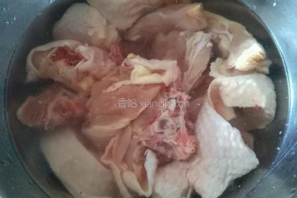 黄焖鸡的做法图解1