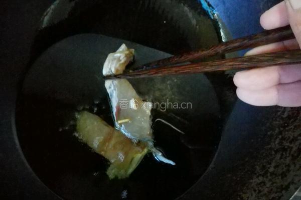 酥鱼的做法图解3