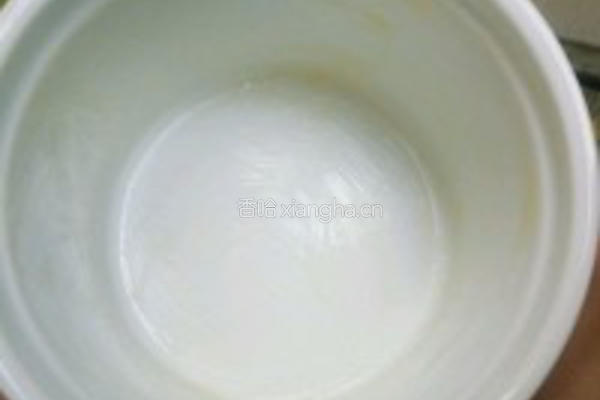 巧克力熔岩蛋糕的做法图解2