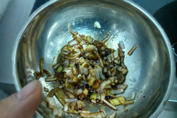 菠菜豆腐蝴蝶面的做法图解6
