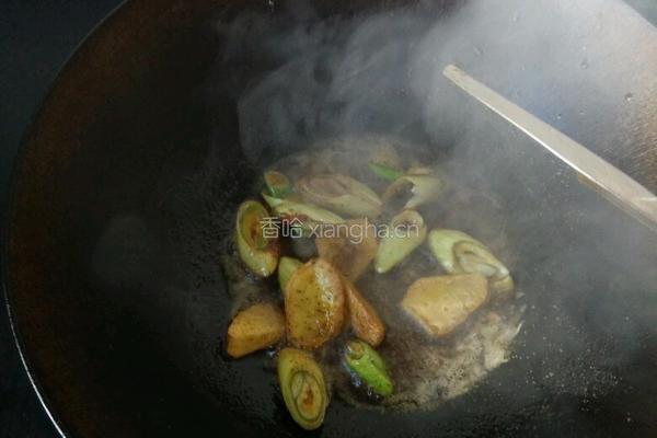 红烧土鸡的做法图解1