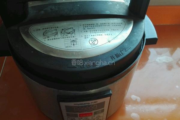 酱香猪蹄的做法图解4