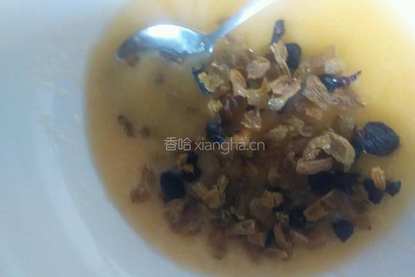 果干指纽扣球的做法图解5