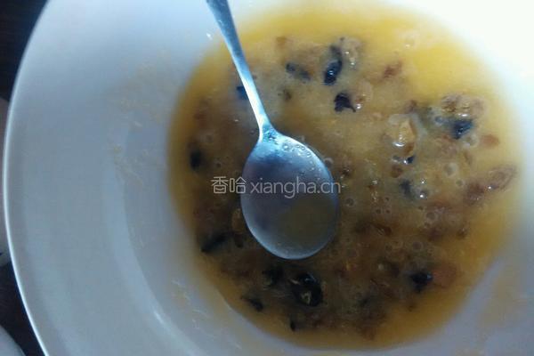果干指纽扣球的做法图解6