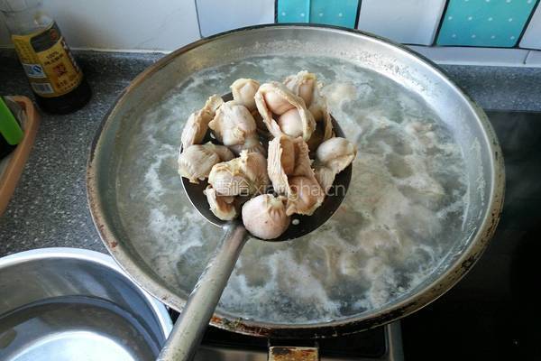 铁锅香辣鸡胗的做法图解3