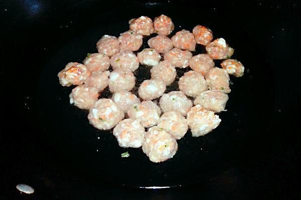 肉圆番茄汤（团圆）的做法图解3