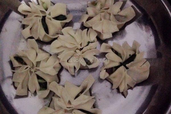 花朵蒸饺的做法图解7