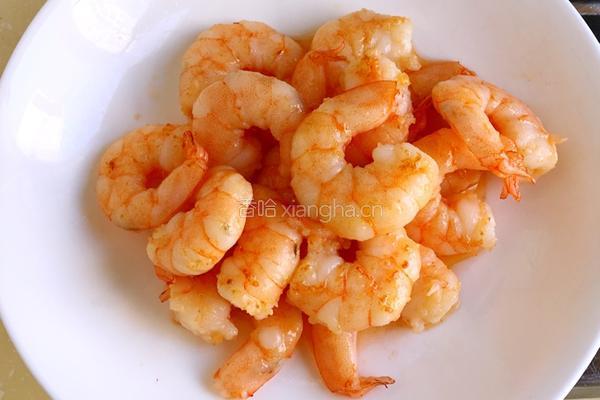 虾仁炒饭的做法图解3