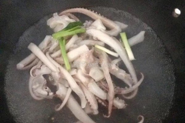 酱香鱿鱼须的做法图解4