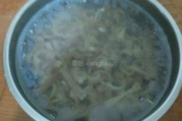 水晶皮冻的做法图解4