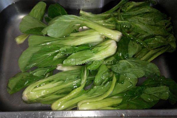 焯爆油冬菜的做法图解1