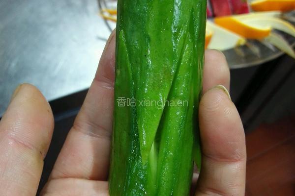 水果拼盘的做法图解3