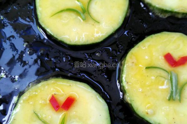 香煎西葫芦饼的做法图解12