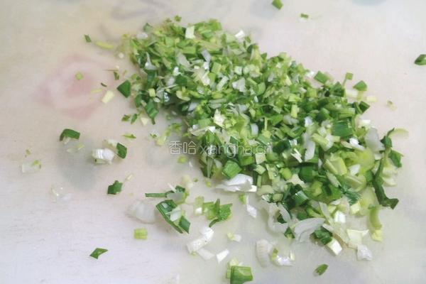 蒜苗拌牛肉的做法图解3