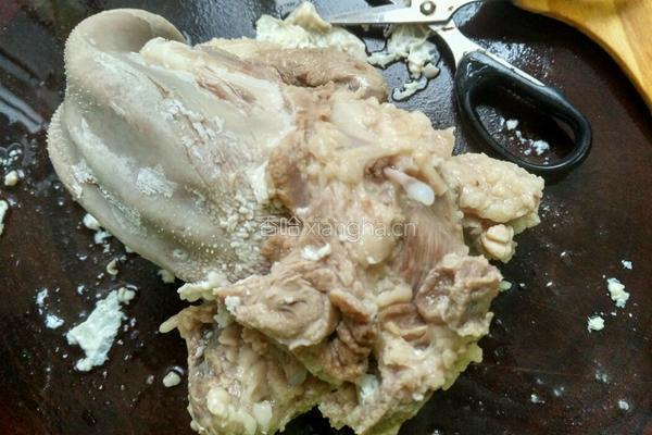 柠檬盐水猪舌头的做法图解4