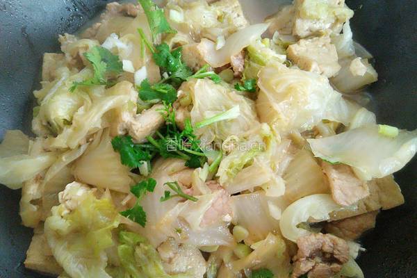 猪肉白菜炖豆腐的做法图解6