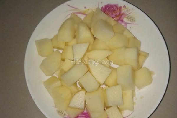 土豆香菇鸡的做法图解2