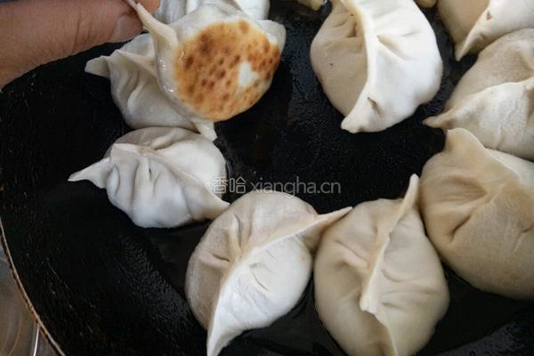 抱蛋煎饺的做法图解20