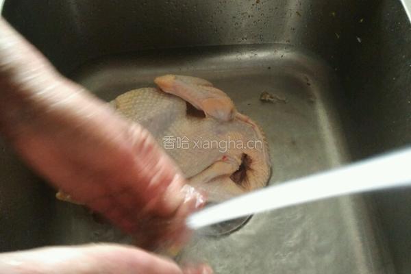 白切土鸡的做法图解1