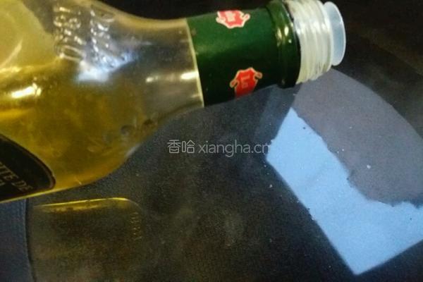 鸿运当头大波来(法式酱汁菠菜桩)的做法图解1