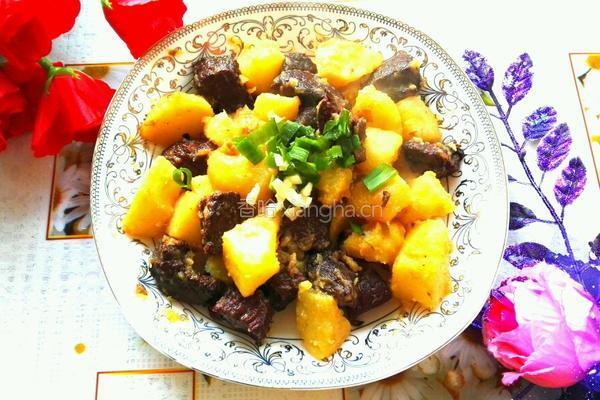 猪肉烧土豆的做法图解7