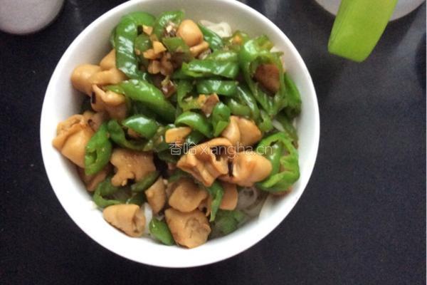 青椒肥肠拌面的做法图解6