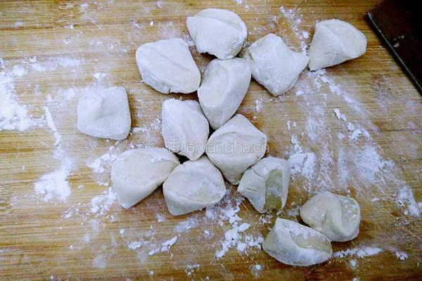 鱿鱼三鲜馅儿饺子的做法图解14