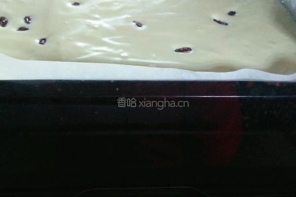 葡萄干蛋糕卷的做法图解12