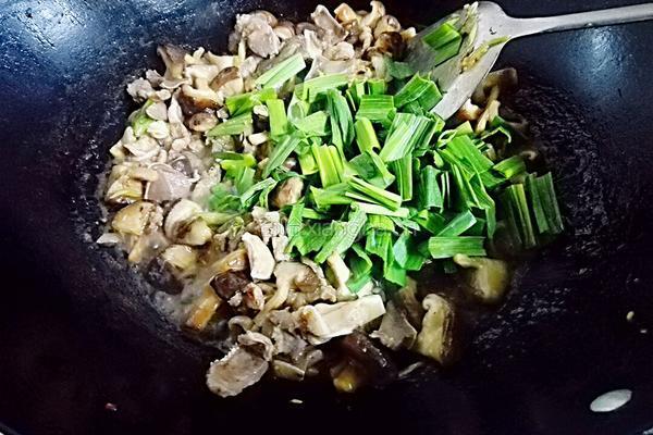 香菇炒猪舌的做法图解10