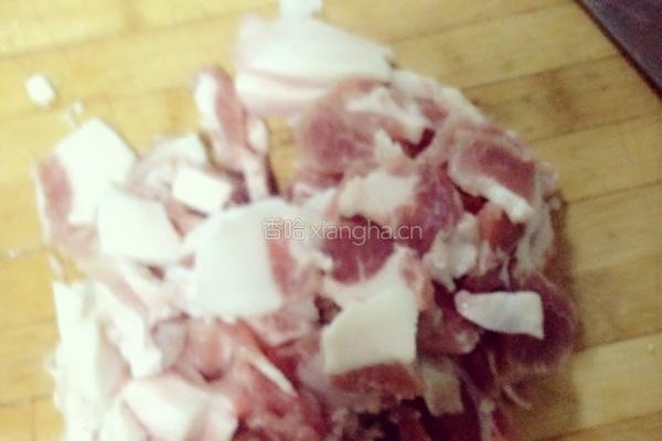 肉炒菜花的做法图解1