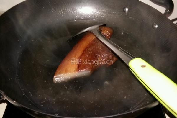 双椒腊肉的做法图解1