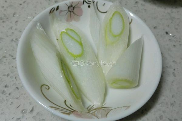 香菇红枣排骨汤的做法图解4