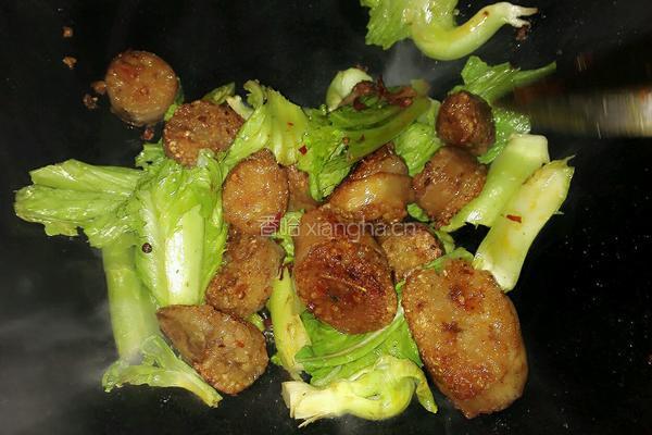 芥菜炒灌肠的做法图解7
