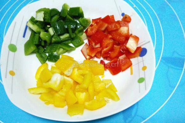 彩椒鸡丁的做法图解3