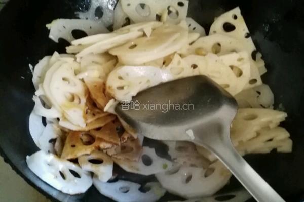 尖椒藕片的做法图解8