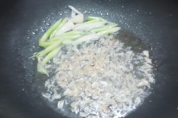鲜味花菜的做法图解4