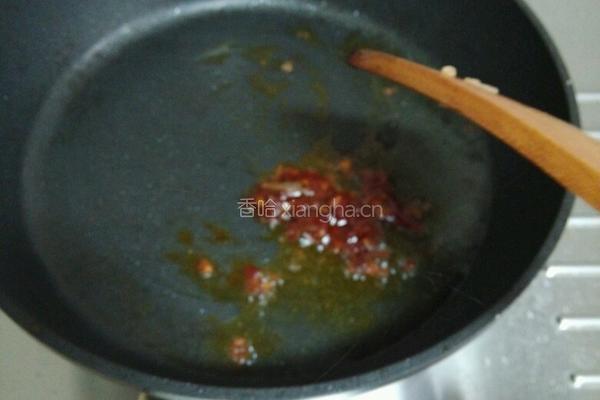 大白菜炒木耳的做法图解4