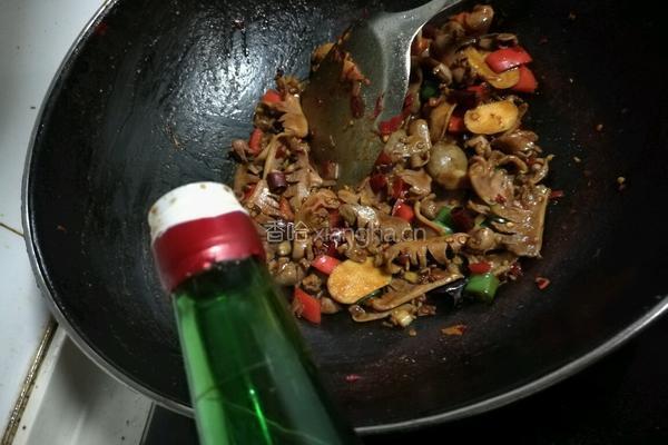 爆炒鸭胗花的做法图解11